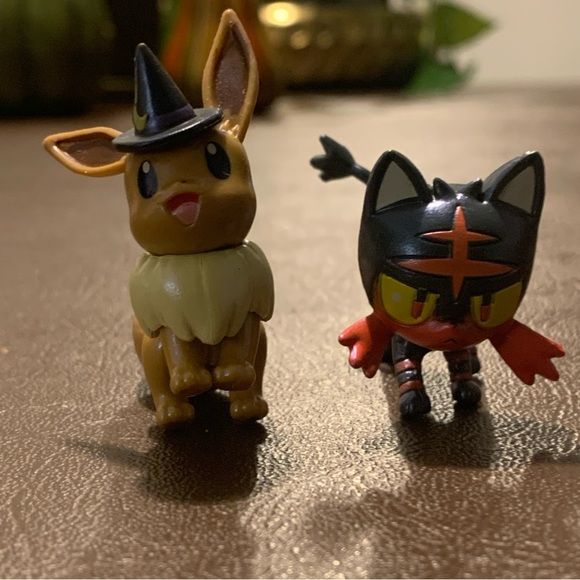 POKEMON HALLOWEEN Themed 2021 Jazwares Figures set of 8. - Picture 5 of 7